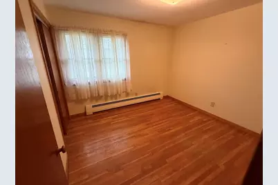 14 Orchard St, Methuen, MA 01844 - Photo 11