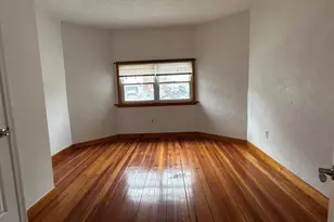 9 Starbird St, Malden, MA 02148 - Photo 9