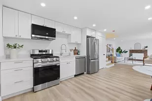 138 Forest St, Brockton, MA 02302 - Photo 3