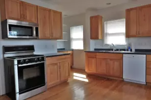 76 Wenham St, Boston, MA 02130 - Photo 9