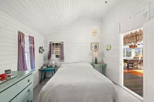205 S Rd, Chilmark, MA 02575 - Photo 31