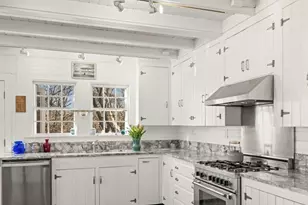 205 S Rd, Chilmark, MA 02575 - Photo 17