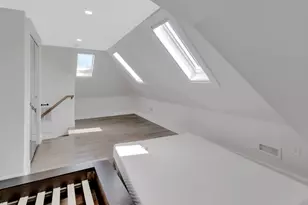 10 Oak St, Saugus, MA 01906 - Photo 19