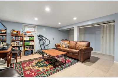 15 Loveland St #15, Brookline, MA 02445 - Photo 19