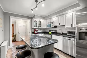 15 Loveland St, Brookline, MA 02445 - Photo 15