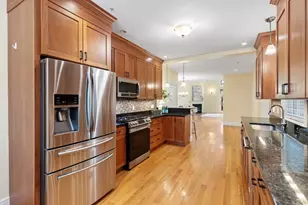 38 Courtyard Pl, Lexington, MA 02420 - Photo 9