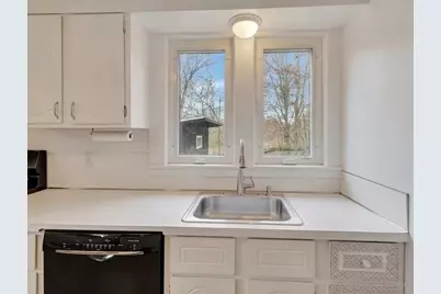 69 Appleton St, Saugus, MA 01906 - Photo 5