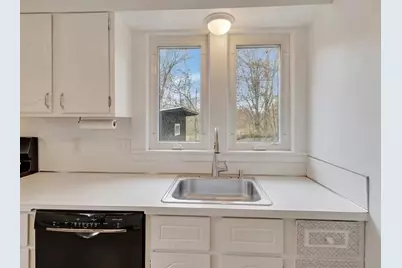 69 Appleton St, Saugus, MA 01906 - Photo 17