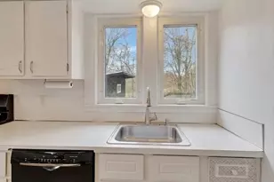 69 Appleton St, Saugus, MA 01906 - Photo 17