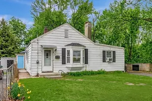 69 Appleton St, Saugus, MA 01906 - Photo 25