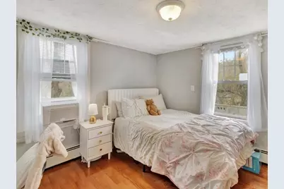 69 Appleton St, Saugus, MA 01906 - Photo 15