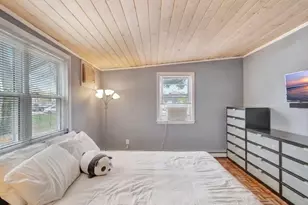 69 Appleton St, Saugus, MA 01906 - Photo 11