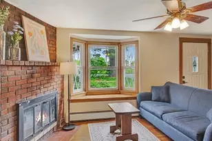 69 Appleton St, Saugus, MA 01906 - Photo 9