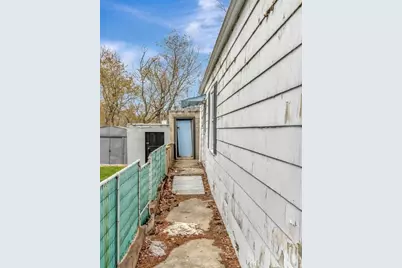 69 Appleton St, Saugus, MA 01906 - Photo 23