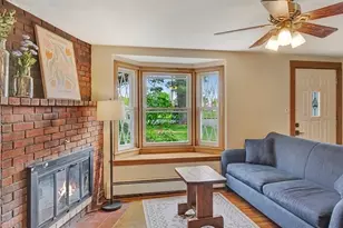 69 Appleton St, Saugus, MA 01906 - Photo 9