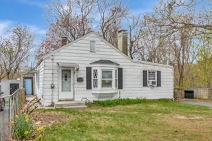 69 Appleton St, Saugus, MA 01906 - Photo 3