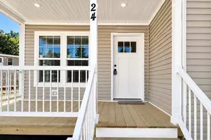 24 Pinrock Dr, Sturbridge, MA 01566 - Photo 1