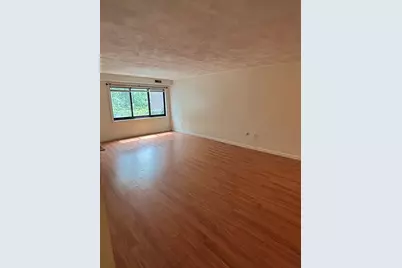 2130 Massachusetts Ave #2D, Cambridge, MA 02140 - Photo 7