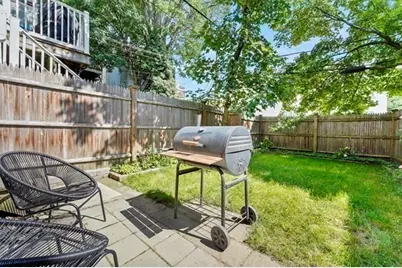 13 Telegraph St #1, Boston, MA 02127 - Photo 25