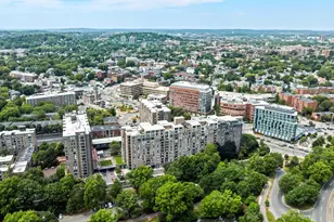 99 Pond Ave, Brookline, MA 02445 - Photo 21