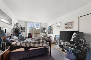 99 Pond Ave, Brookline, MA 02445 - Photo 9