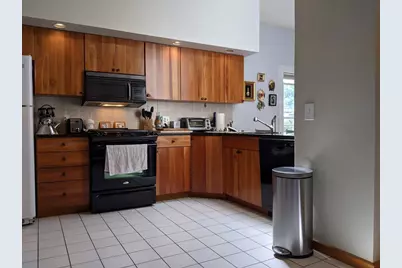 184 White St #2, Belmont, MA 02478 - Photo 5