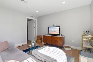 9 Central St, Somerville, MA 02143 - Photo 13