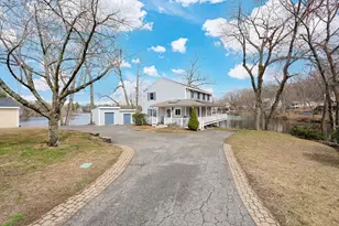 55 Walnut, Wrentham, MA 02093 - Photo 3