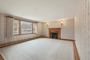 6 Myrtle St, Mendon, MA 01756 - Photo 3