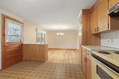 6 Myrtle St, Mendon, MA 01756 - Photo 11