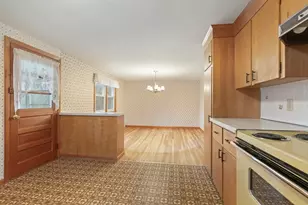 6 Myrtle St, Mendon, MA 01756 - Photo 11