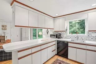 18 Coolidge Rd, Wayland, MA 01778 - Photo 9