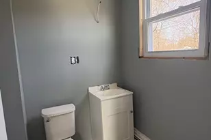 27 4th St, Attleboro, MA 02703 - Photo 7