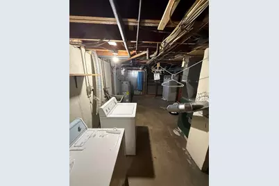 137 Carnavon Cir, Springfield, MA 01109 - Photo 23