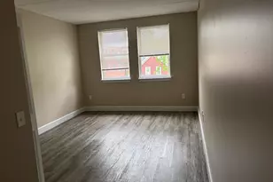 34 Sumner Ave, Springfield, MA 01108 - Photo 5