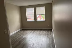 34 Sumner Ave, Springfield, MA 01108 - Photo 5