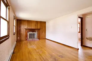 21 Carmel Ln, Agawam, MA 01030 - Photo 5