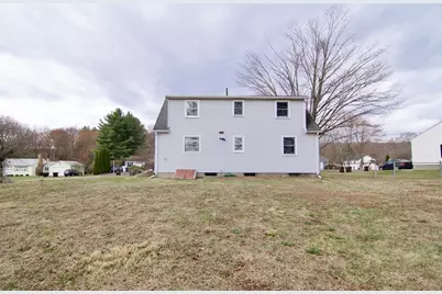 21 Carmel Ln, Agawam, MA 01030 - Photo 3