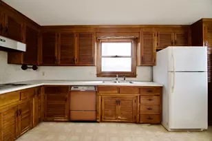 21 Carmel Ln, Agawam, MA 01030 - Photo 15