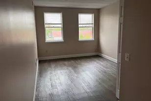 34 Sumner Ave, Springfield, MA 01108 - Photo 5
