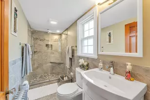 76 Clearwater Dr, Boston, MA 02126 - Photo 23