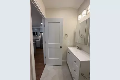 11 Burrill Pl #3, Boston, MA 02127 - Photo 11