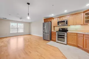 7 Crescent Way, Sturbridge, MA 01566 - Photo 3