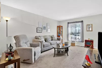 80 Yorktown Dr #80, Springfield, MA 01108 - Photo 7