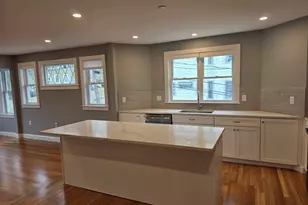 29 Appleton St, Arlington, MA 02467 - Photo 3