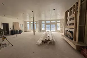 307 S E Main St, Douglas, MA 01516 - Photo 15