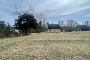 699 Martins Pond Rd, Groton, MA 01450 - Photo 5