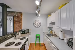 28 Bradford St, Boston, MA 02118 - Photo 7