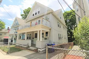 10 Hunnewell Ave, Boston, MA 02135 - Photo 21