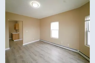 25 Oakland Ave #3F, Everett, MA 02149 - Photo 3